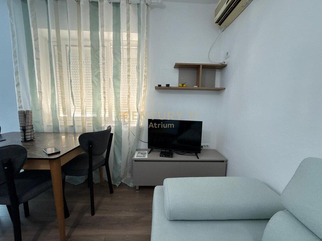 JEPET ME QIRA APARTAMENT 1+1 PRANE SHKOLLES SE BALETIT