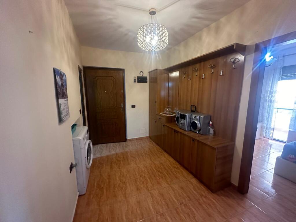 🏢A few minutes away from New Bazaar, a 2+1 furnished apartment is for rent, 60,000 Leke