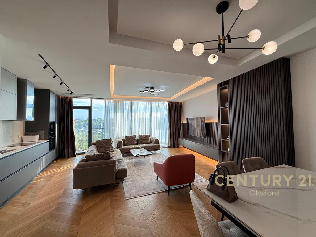 JAPIM ME QIRA APARTAMENT LUKSOZ+POST PARKIMI TEK REZIDENCA LAKE VIEW!