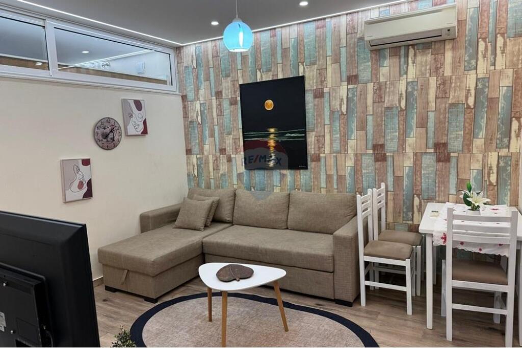 APARTAMENT 1+1 PER SHITJE TE MINE PEZA