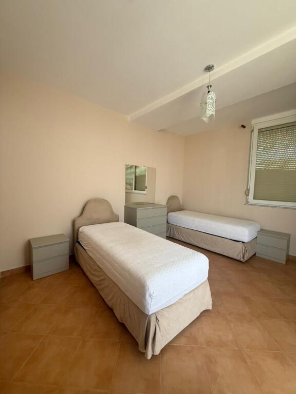 In affitto Appartamento 2+1, Via Jordan Misja, ,600 mila lek