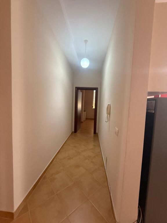 In affitto Appartamento 2+1, Via Jordan Misja, ,600 mila lek