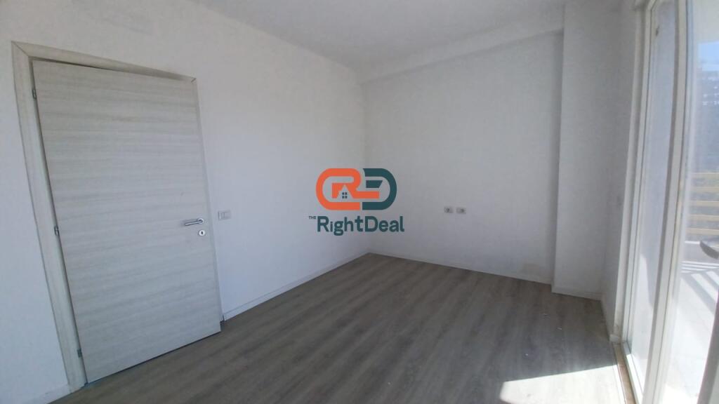 Prane Zogut Te Zi, Tek E88 Construction, Shitet Super Apartament 3+1+2, Me Orientim Perfekt!!