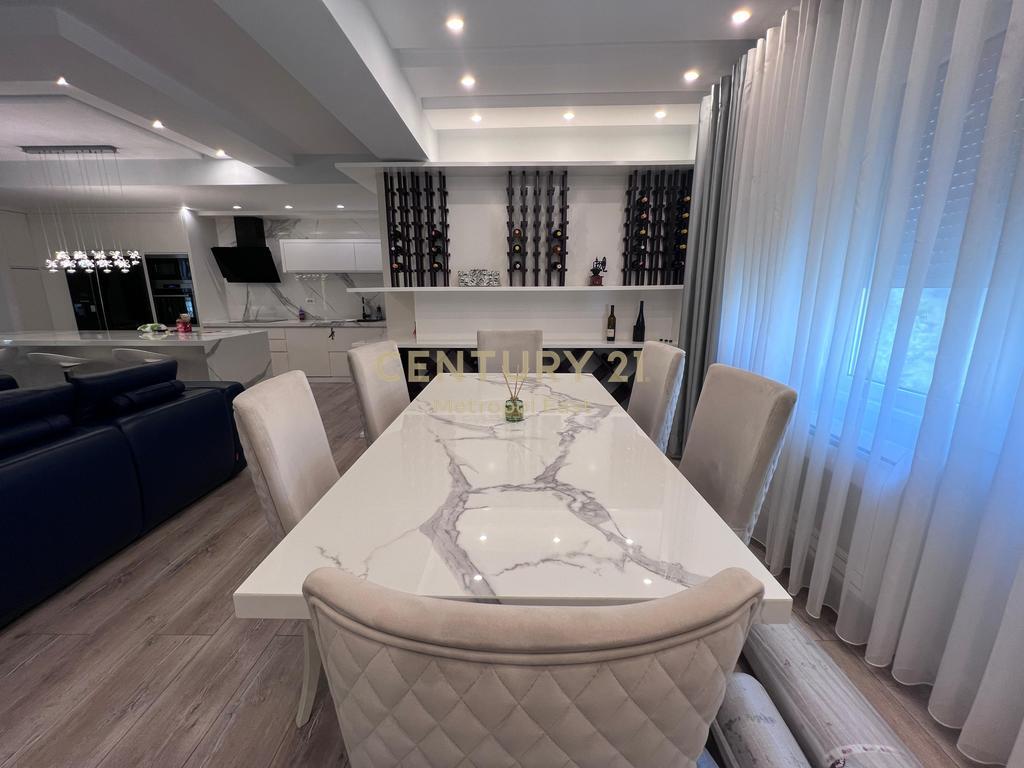 Apartament 3+1+2 me Parkim në “Sunrise Residence”, TEG🌅