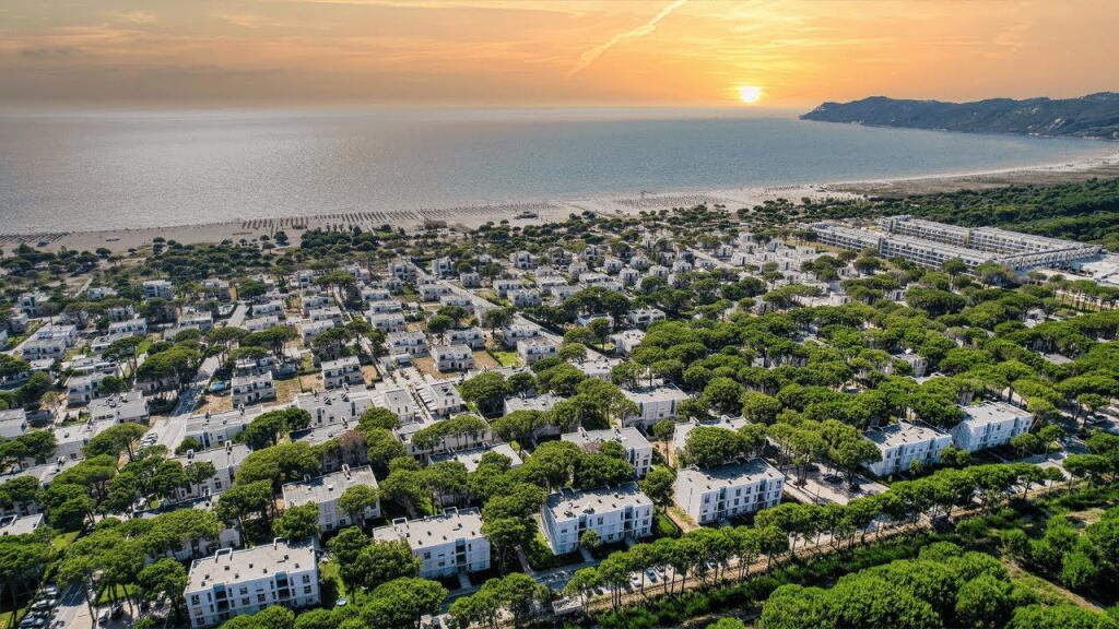 Shitet Vile e Bashkengjitur tek Gjiri i Lalzit 550.000 Euro  !