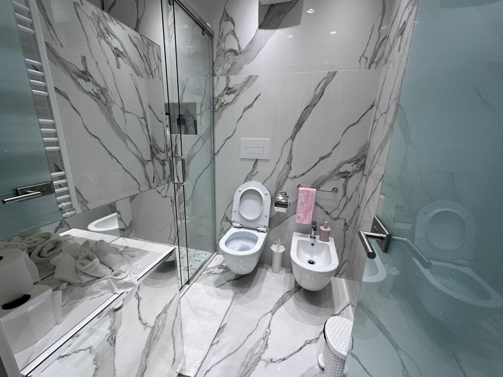 Appartamento di lusso in affitto 2+1+2+posto auto – ex Bllok