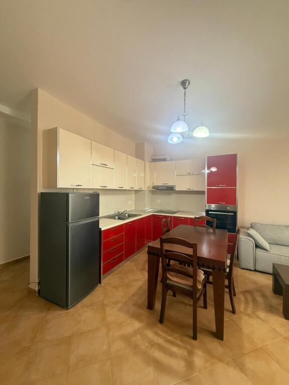 In affitto Appartamento 2+1, Via Jordan Misja, ,600 mila lek
