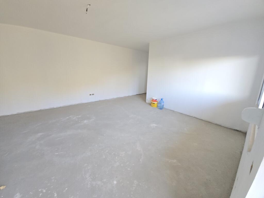 OCCASION FOR SALE 2+1 APARTMENT NEAR SHKEMBI I KAVAJES