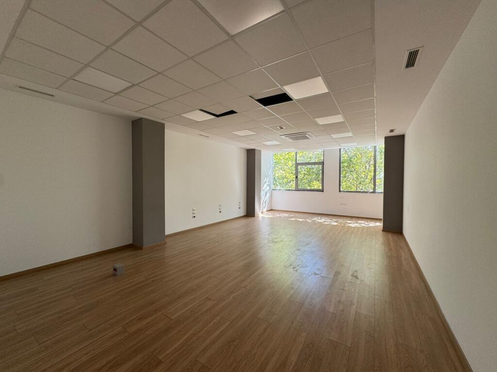 SPACE FOR RENT 384 M2 IN ALI DEMI !