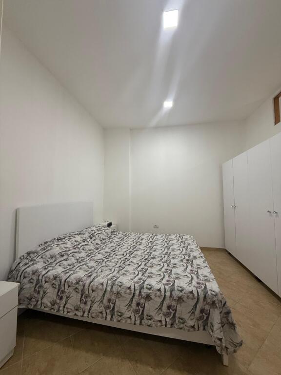 1+1 in affitto 50 m2 a Kodra e Diellit 25.000 Leke