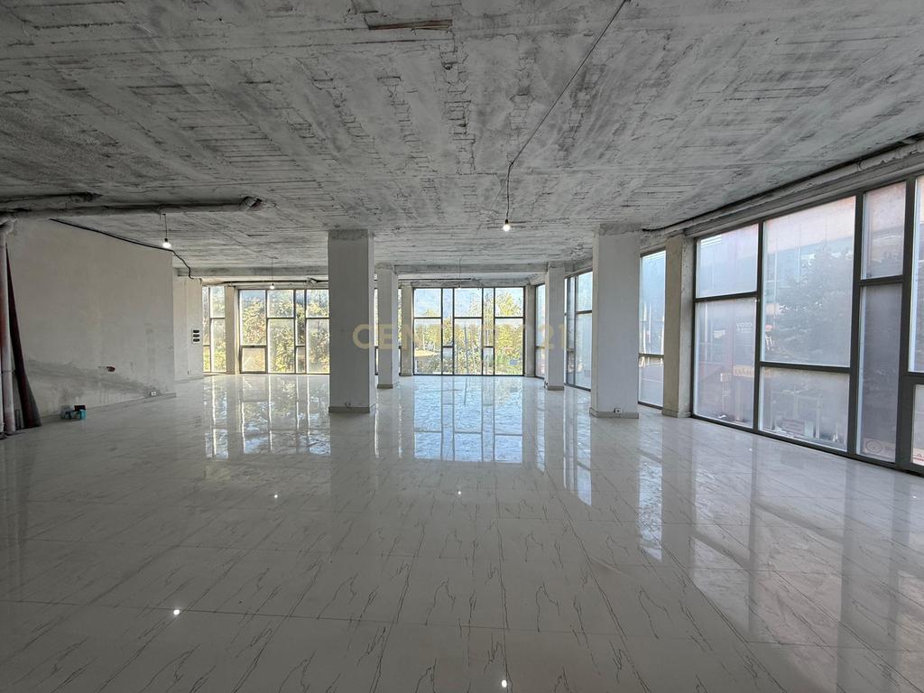 Commercial Unit for Rent – 1st Floor, Paskuqan🏢