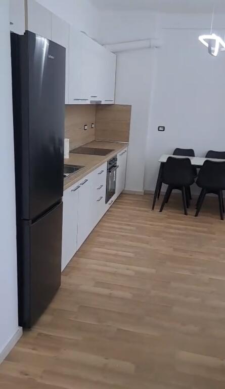 Affittasi Appartamento 1+1+1 Balcone