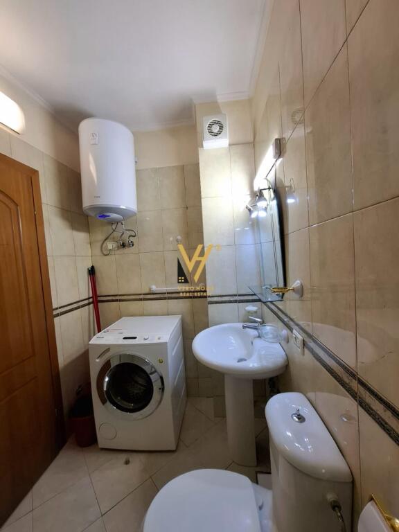 AFFITTASI APPARTAMENTO 1+1+VERANDA VICINO AL GIARDINO ZOOLOGICO 650 EURO
