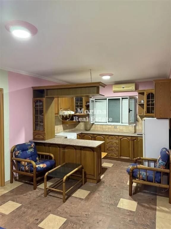Qera, Apartament, 3+1, Xhamllik, 700 euro/muaj