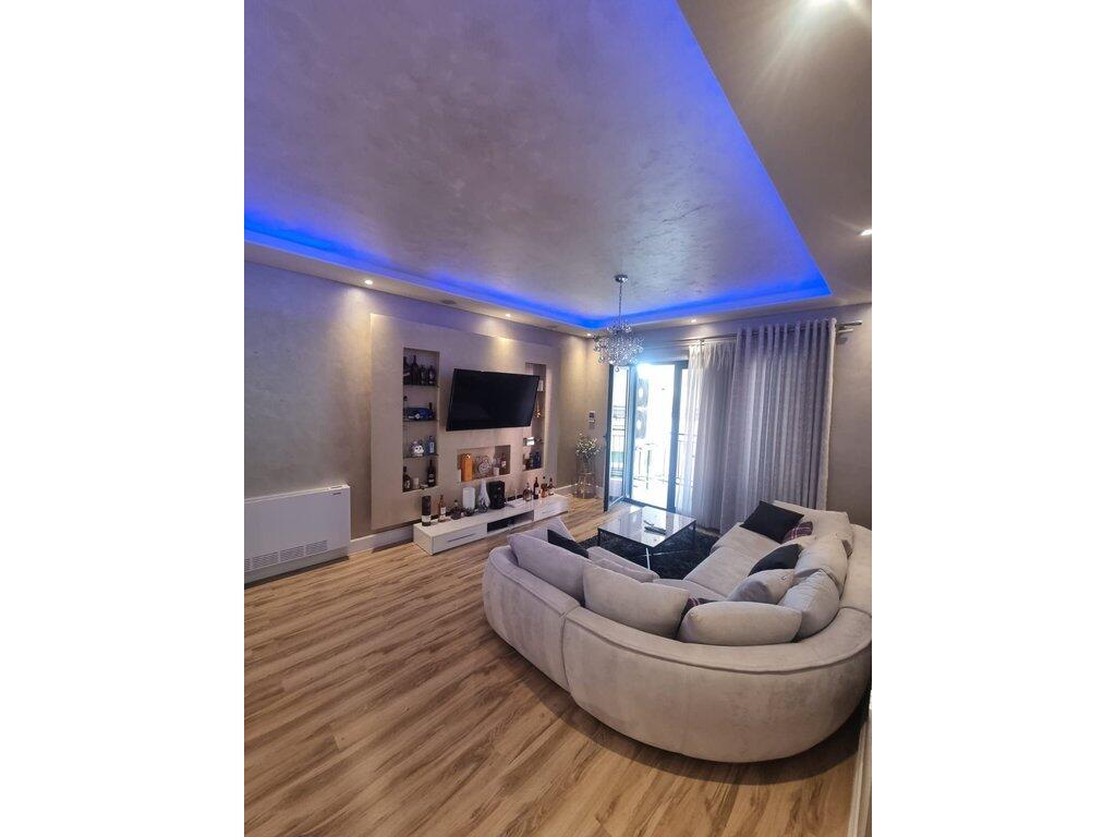 ASTIR, APPARTAMENTO DI LUSSO 2+1+2 + POSTO AUTO IN AFFITTO A "GREEN CITY" RESIDENZA – PREMIUM!