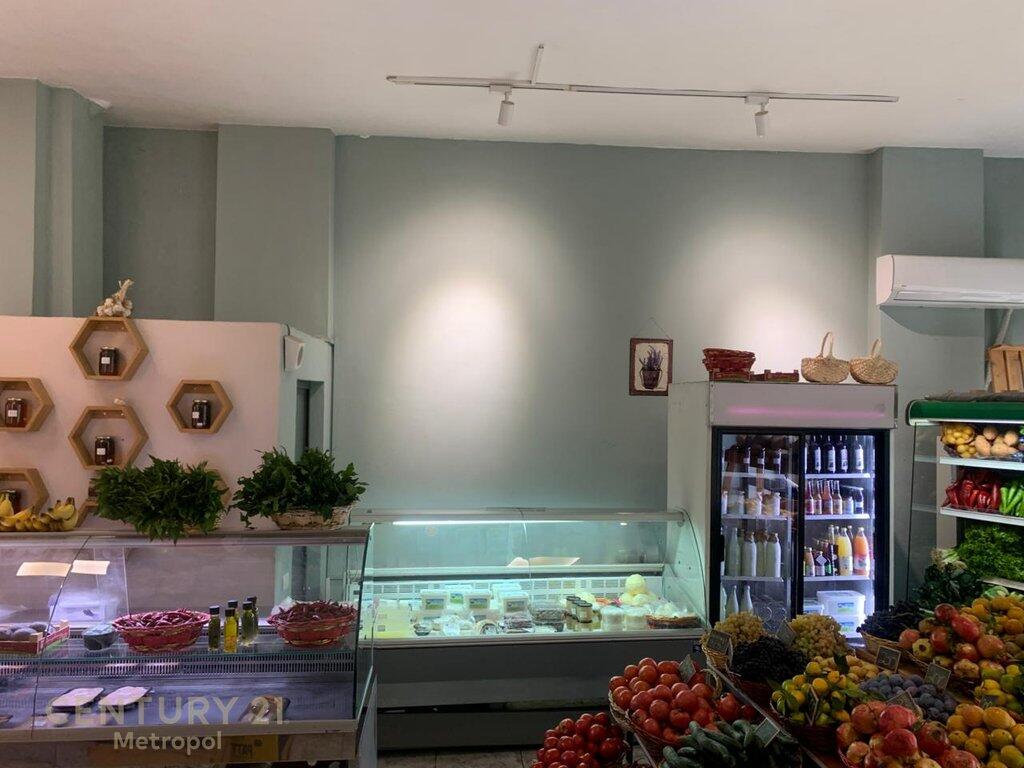 Organic food shop for sale, fully equipped!