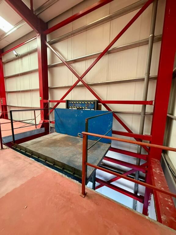 🏭 Capannone in Affitto – 2° Piano, 1500 m²