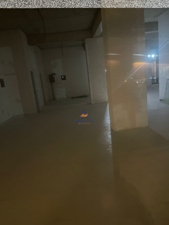 LOCALE COMMERCIALE IN AFFITTO 150M2 "PRESSO REPORT TV, EX PARCO AUTOBUS" 2200 EURO