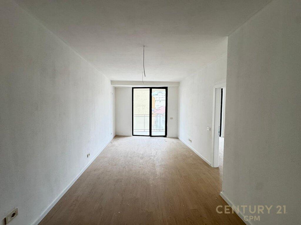 Apartament 1+1 në Golden Tower, 🌟 Rruga “Mine Peza”