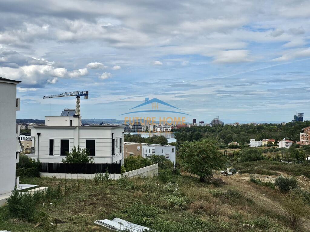 Shitet, Apartament 2+1+2, Spitali i kafsheve, Tirane.