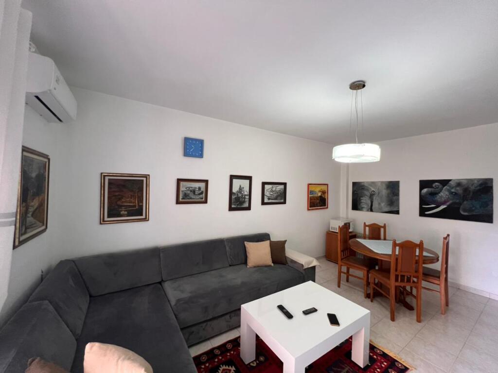 JEPET ME QERA APARTAMENT 1+1 PLAZH HEKURUDHA!!