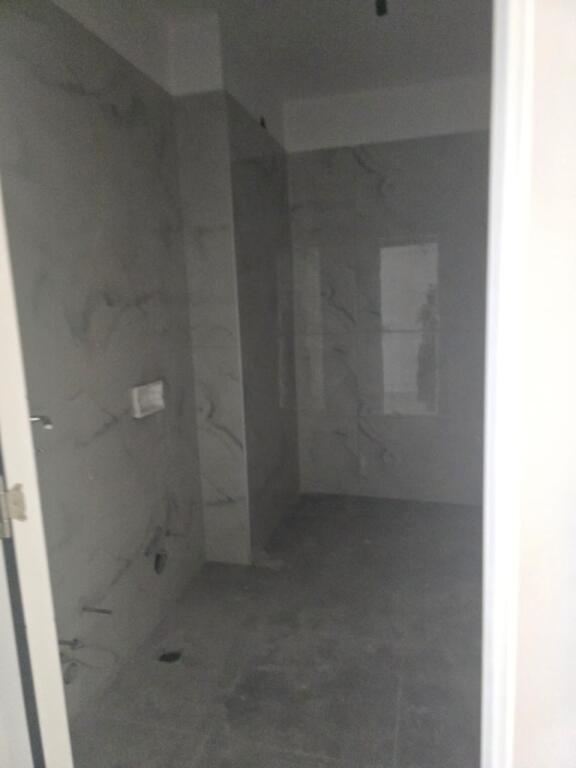 ‼️Shesim apartament 3+1+ Verande prane Shkolles se Kuqe‼️