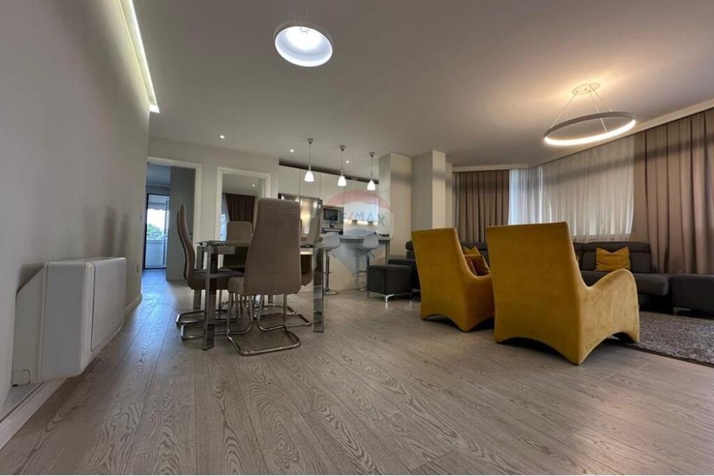 SHITET APARTAMENT 3+1+2 TEK STADIUMI AIR ALBANIA