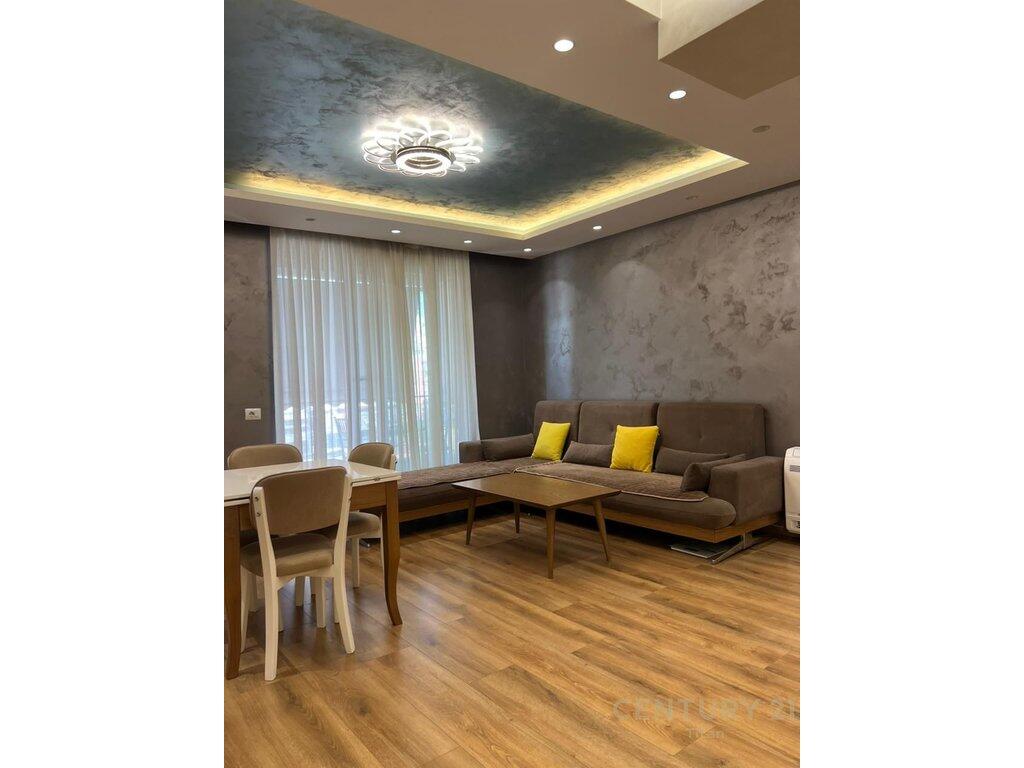 Apartament 2+1 per Qira tek Ish Fusha!