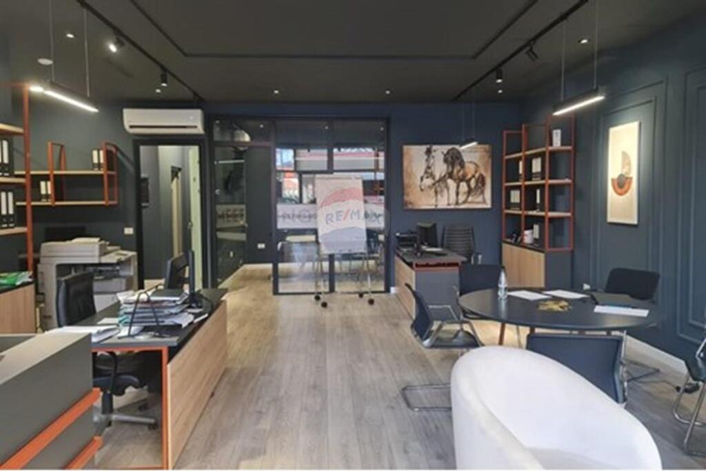 Shop for sale at ELEONORA