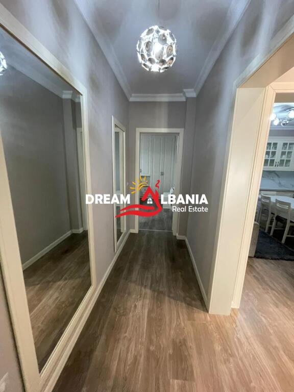 Apartament 2+1+2Wc+2 Ballkone dhe kuzhine me Vete ne Shitje ne Fresk, prane Restorant Muraga ne Tirane(ID 4151168)