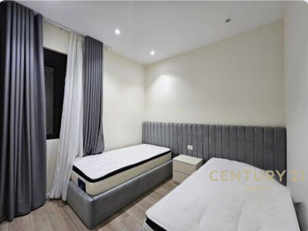 APPARTAMENTO 2+1+2+GARAGE IN AFFITTO A SELITE 700 € /Mese