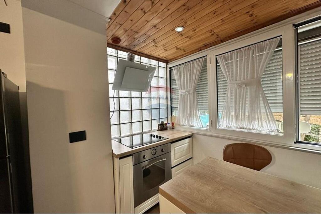 Apartment 1+1 for rent in Bllok