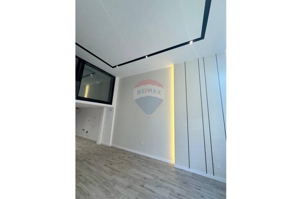 LOFT për shitje te Uji i Ftohtë, Vlorë