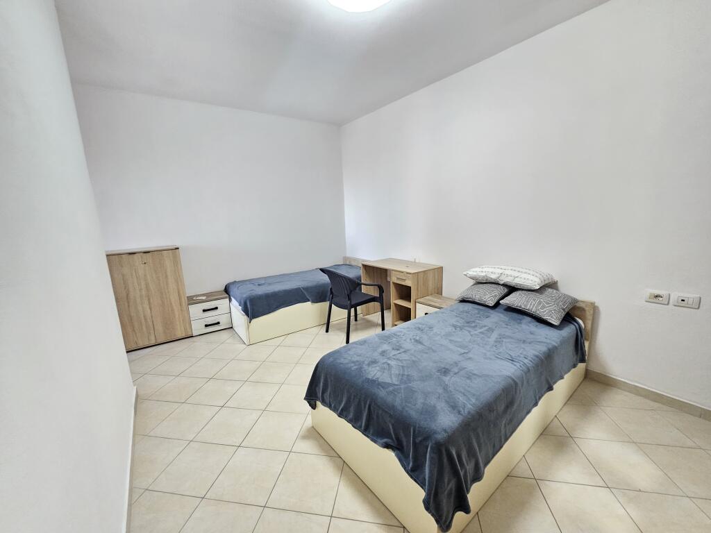 SUPER APPARTAMENTO 2+1 IN AFFITTO SULLA SPIAGGIA, DURRËS
