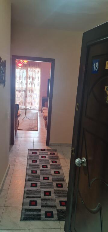 Jepet Me Qera Apartament 2+1+1 Ballkon