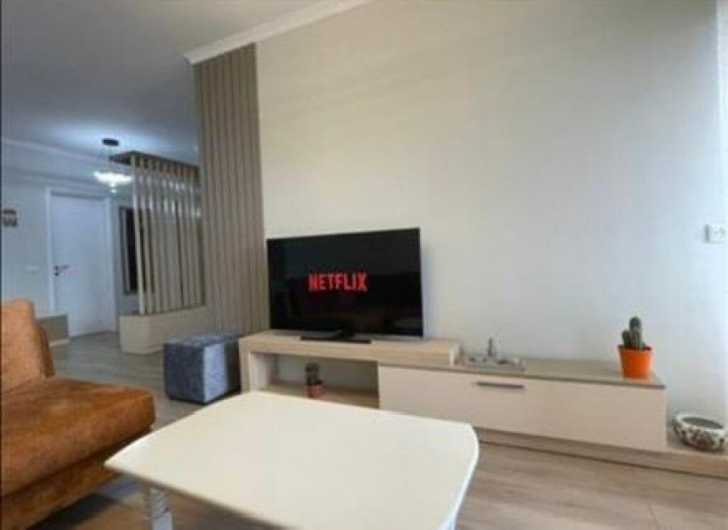 APARTAMENT ME QERA 2+1 RRUGA SAMI FRASHERI 1200 EURO