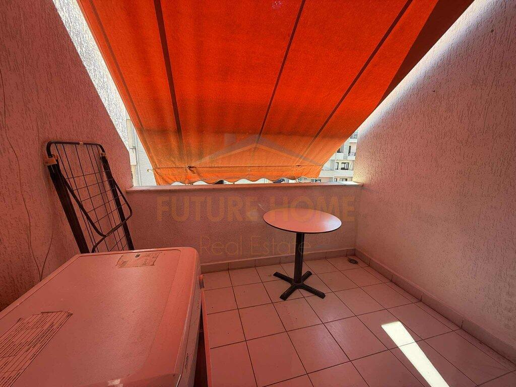 Shitet , Apartament 1+1 , Misto Mame, Tiranë UNA58566