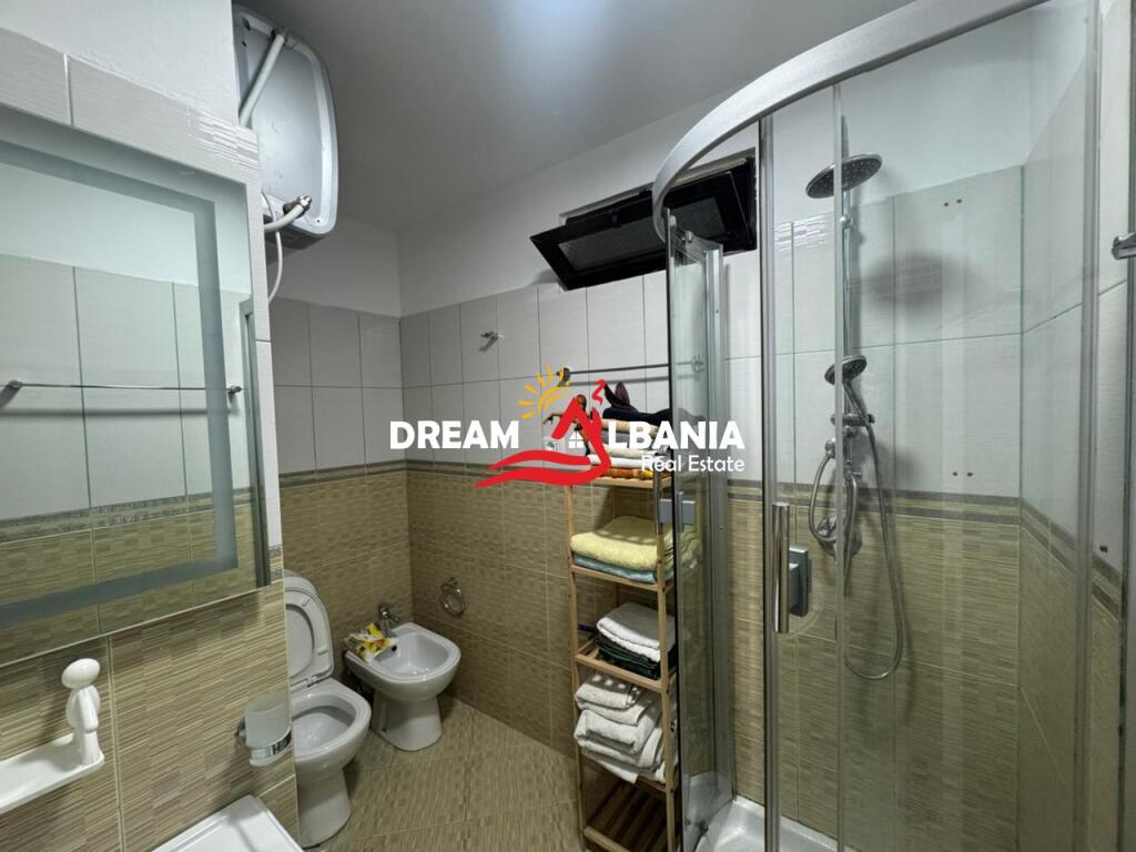 Appartamento 3+1+2wc in affitto vicino al Tribunale Distrettuale a Tirana (ID 4231477 )