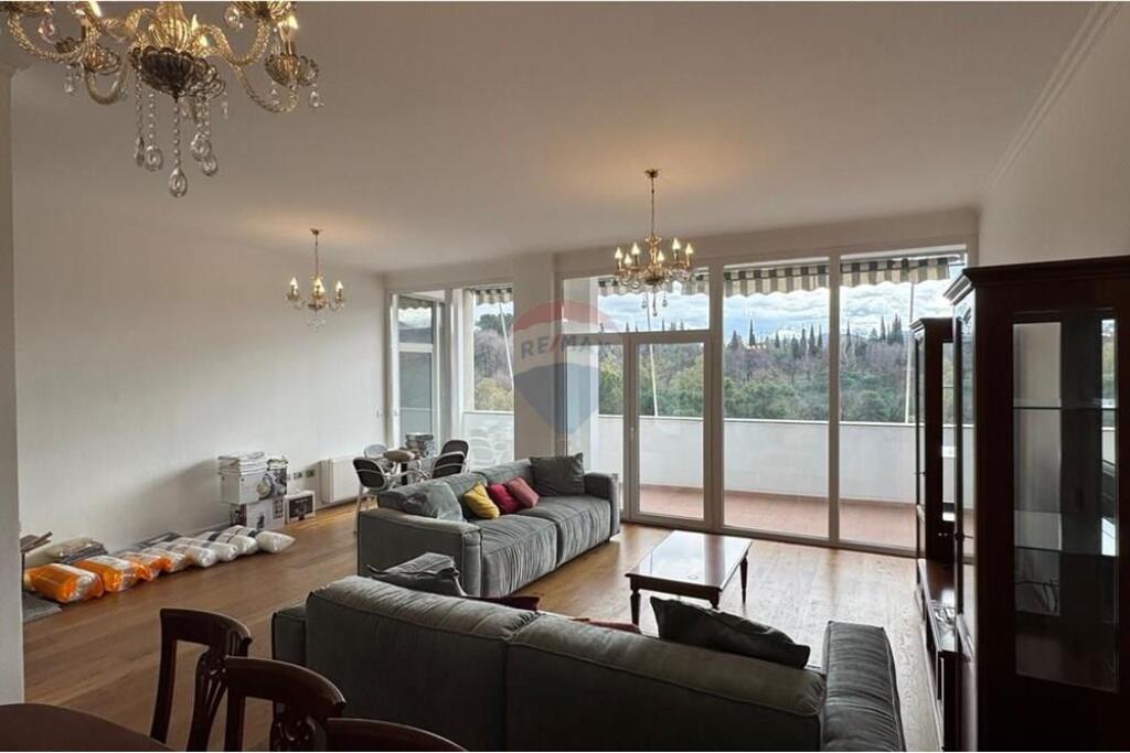 Garda, Tirane, Apartament per Qira