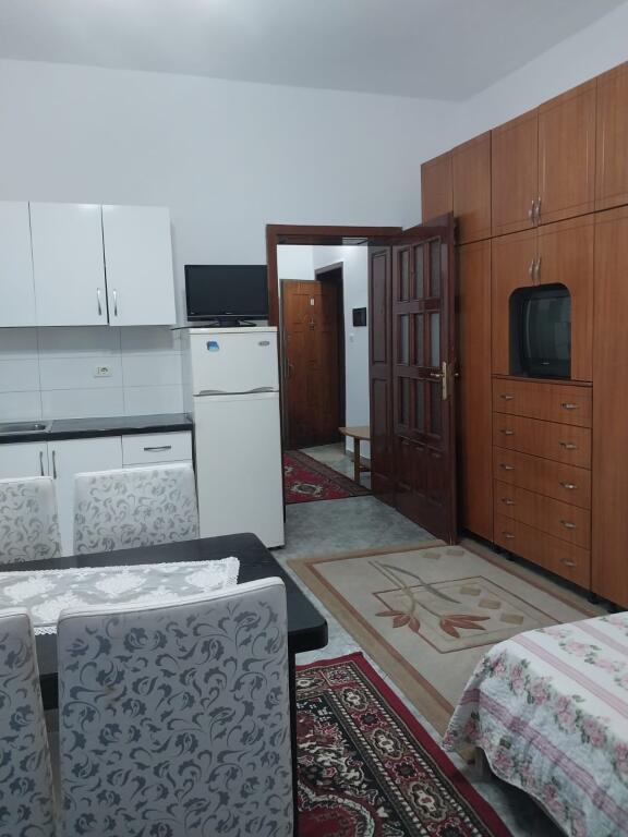 Garsionere Shkolla e bashkuar!
