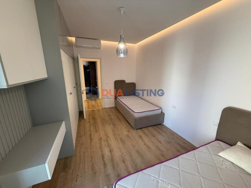 QIRA APARTAMENT MODERN 2+1+POST PARKIMI TE REZIDENCA ERLI, TIRANË