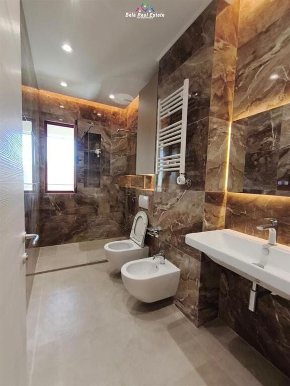 Apartament Me Qera 2+1 perballe Delijorgjit (ID B2201533) Tirane