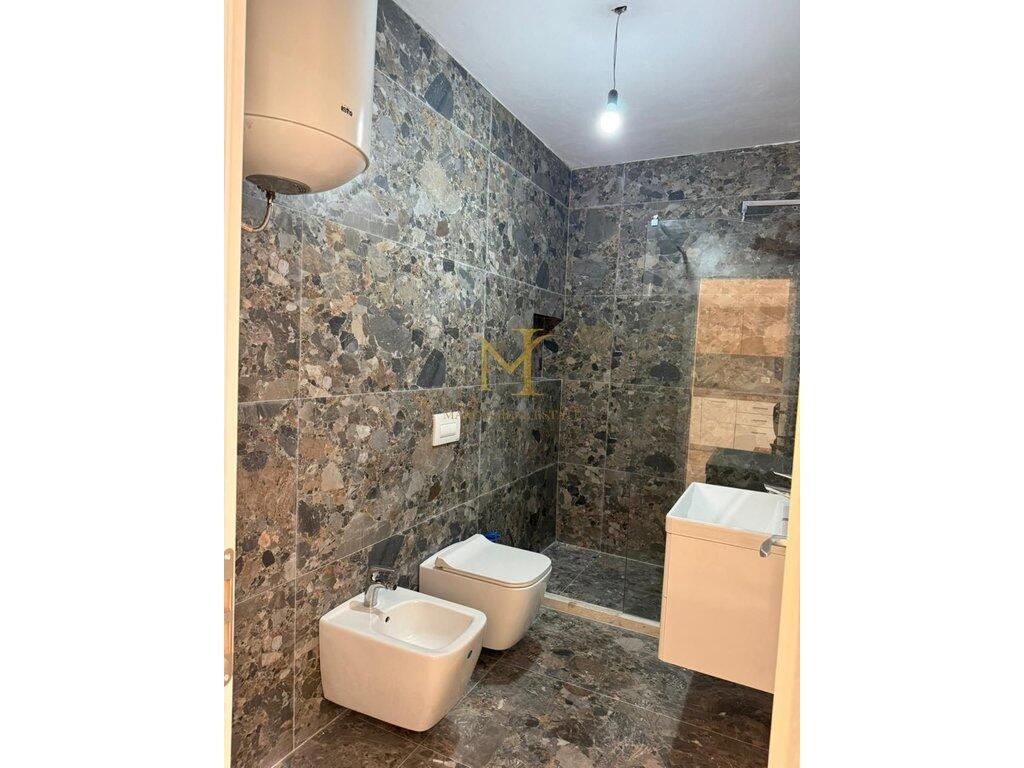 APARTMENT 1+1 FOR SALE, IN THE ROCK OF KAVAJA !!