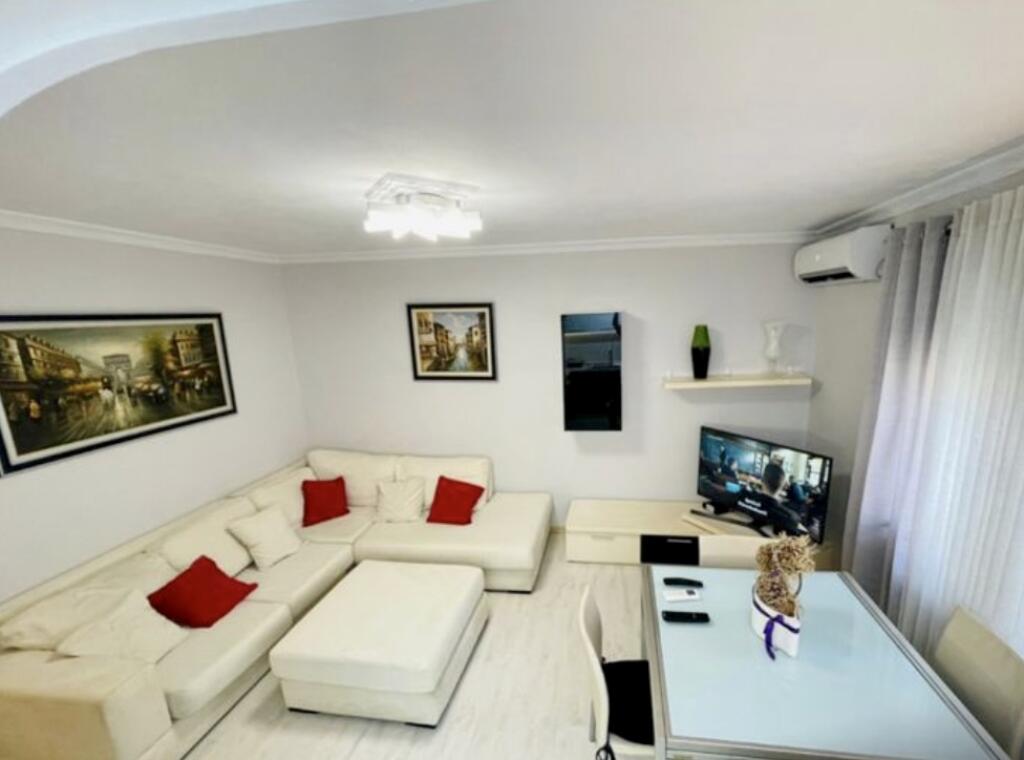 📣 QERA Apartament 2+1 📍 Prane Gardes, Njesia Bashkiake Nr. 5 🛣️ Rruga "Adem Jashari" ✨