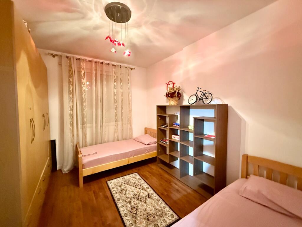 SUPER APARTAMENT 2+1 PER QERA NE ASTIR