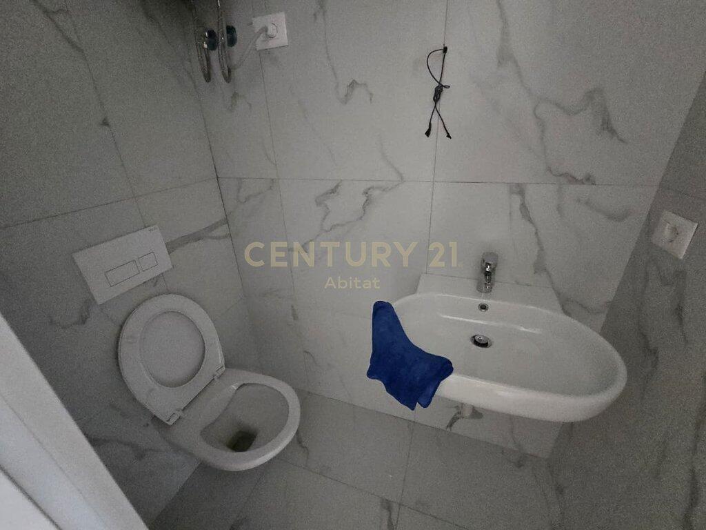 Shitet Apartament Premium në Kompleksin Aura!