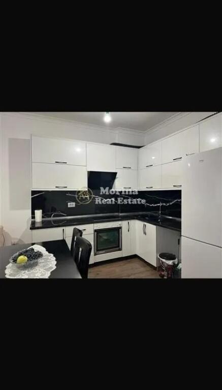 Shitet Apartament 2+1+2, Kinostudio, 180.000 Euro