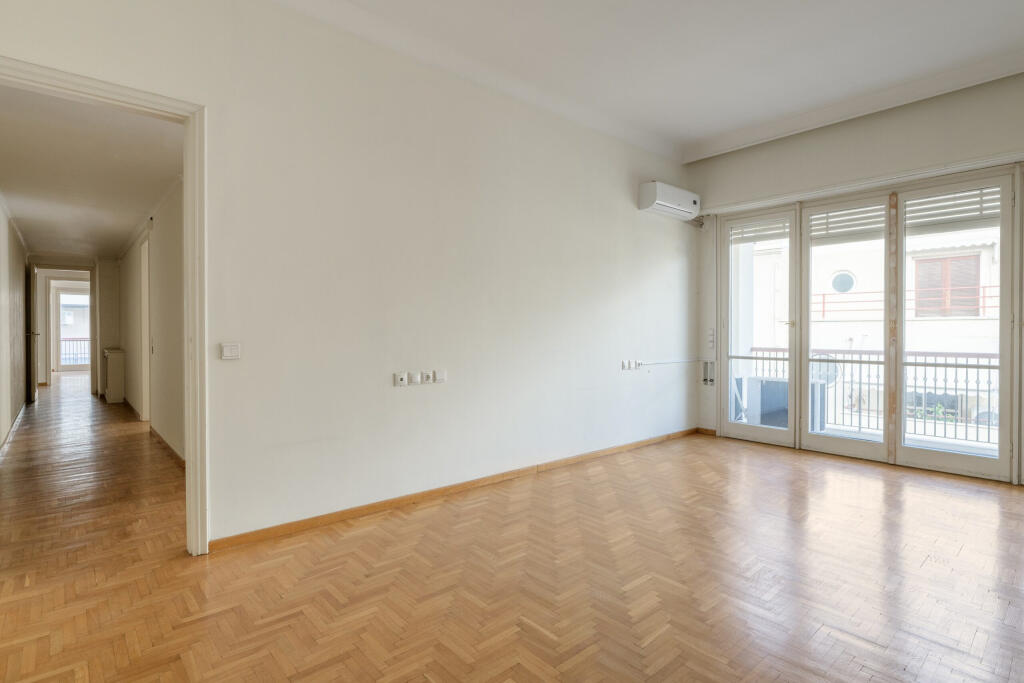 Apartament Me Qera 2+1 Tek Bulevardi i Ri (ID B2201535) Tirane