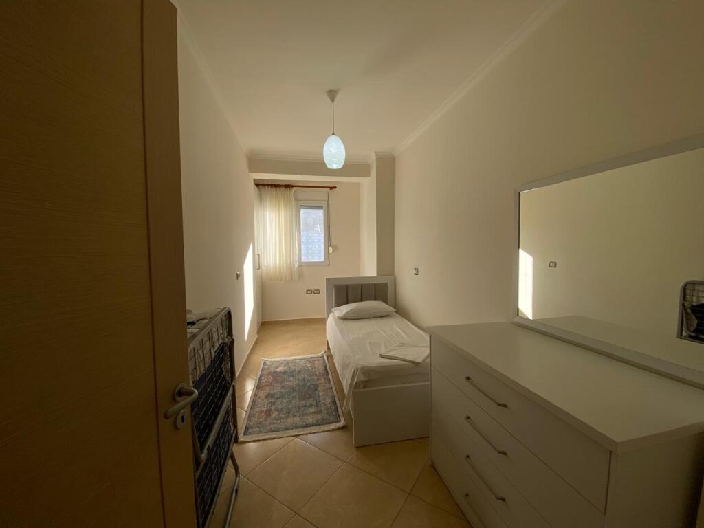 Apartament me Qera 2+1 Lungomare