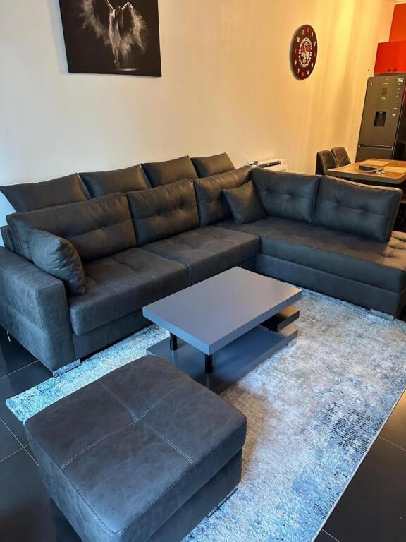 Apartament me qera 1+1 te Farmacia 10